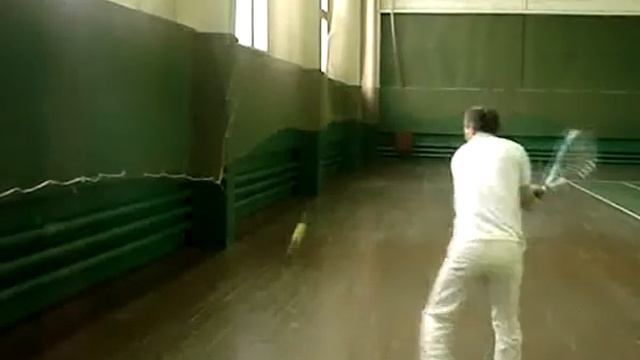 удары с отскока на стенке Ге смотреть онлайн