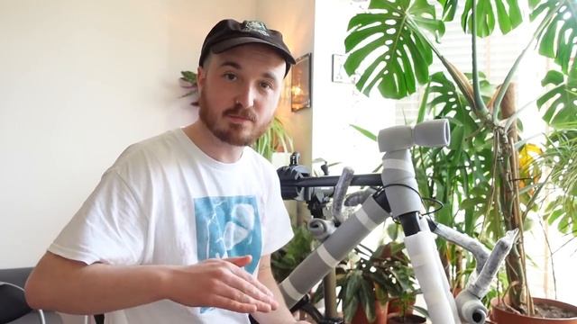 BEST alloy bike ever? Unboxing 2023 Cannondale CAAD13 смотреть онлайн