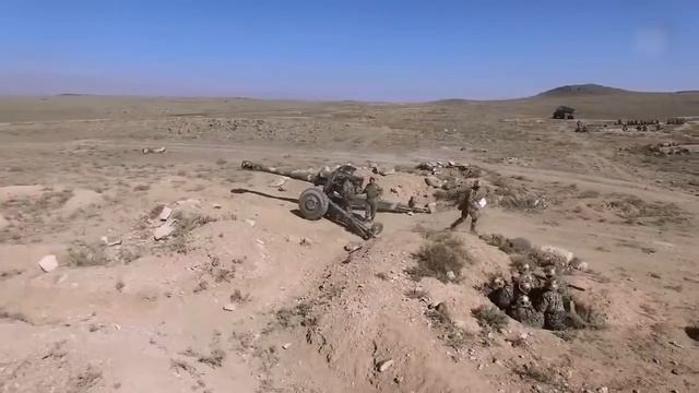 Армянская Армия.152-мм пушка-гаубица Д-20/Armenian Army.The 152 mm gun-howitzer D-20 смотреть онлайн