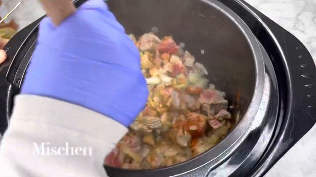 Zartes Gulasch in 30 Minuten kochen! Im Multikocher mit Paprika Rezept OHNE Wein смотреть онлайн