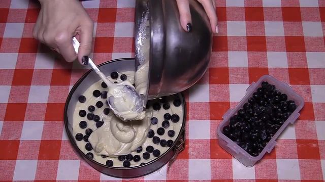 Очень вкусный пирог со сметаной и ягодами в духовке смотреть онлайн
