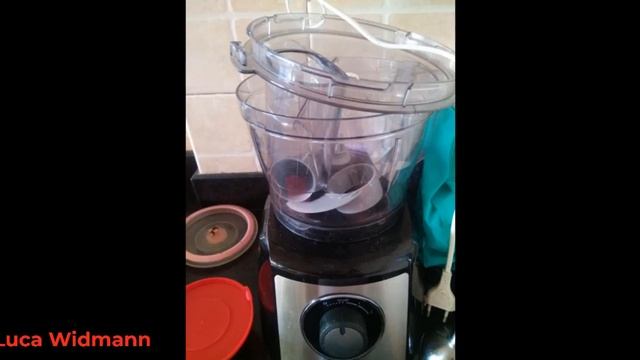 Bosch MultiTalent 3 MCM3100W, 20 Functions, 2.3 L Mixing Bowl, Utility Knife смотреть онлайн