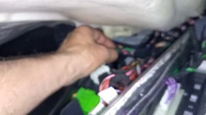 mercedes w213.  постоянно работает  вентилятор двигателя. lin signal...