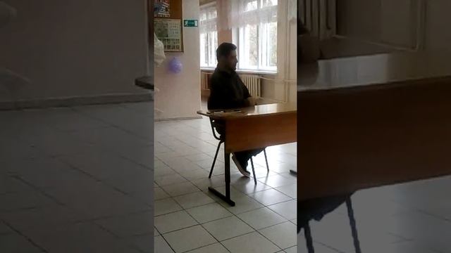 Это Лавров и фильма Кухня а его заявки Марк смотреть онлайн