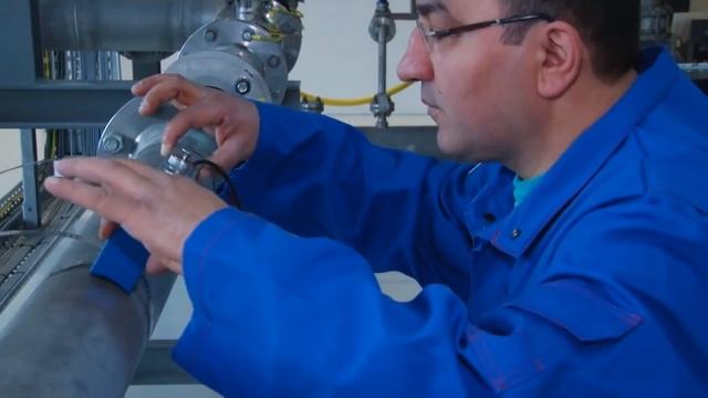 How to Install a Portable Ultrasonic Clamp-on Flowmeter смотреть онлайн