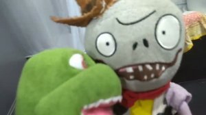 ЧЕРЕПУХУС ВЫСЛЕЖИВАЕТ МОНСТРА!! ЗОМБИ БЕШЕНЫЙ?