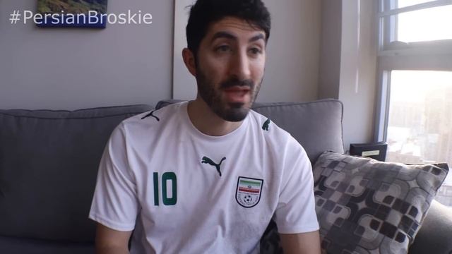 CRISTIANO RONALDO PLAYS FIFA 20 WITH LIONEL MESSI смотреть онлайн