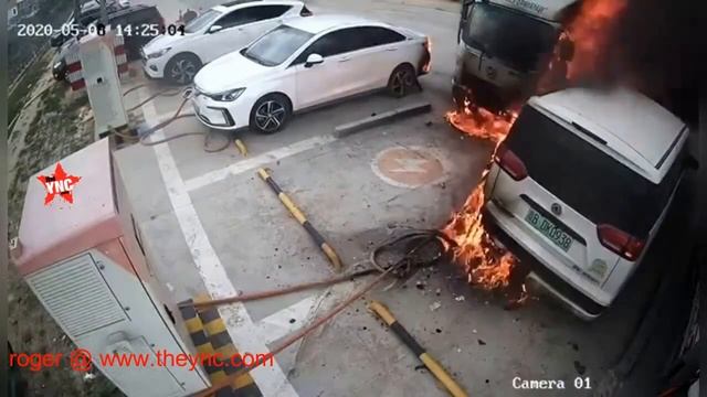 Так горят электромобили. смотреть онлайн