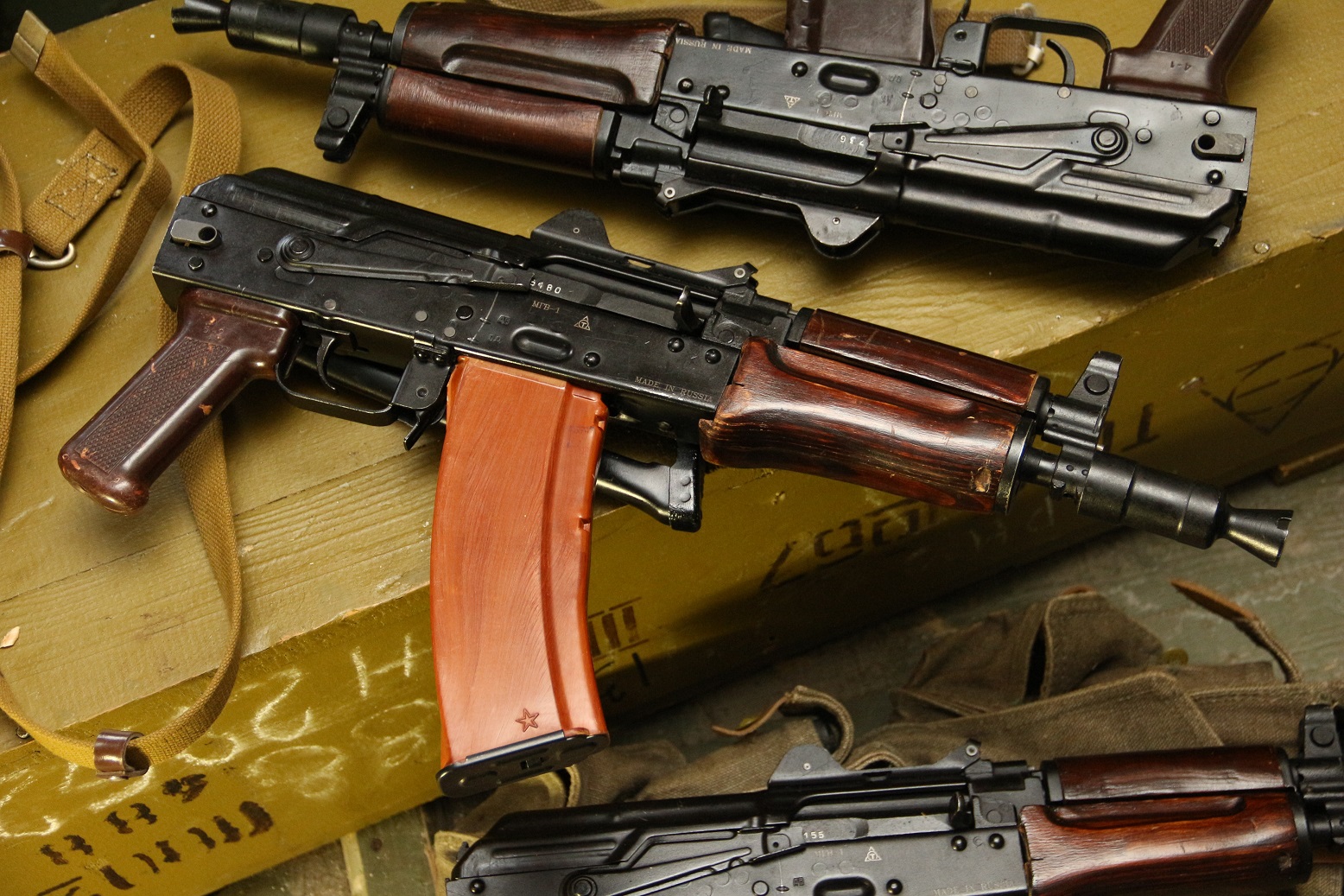 АКС-74У - Неполная/Полная разборка/сборка и Функционирование смотреть онлайн