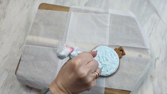 Новогодние пряники. Как сделать пряники без вырубок. АЙСИНГ. Как покрыть пряник глазурью. смотреть онлайн