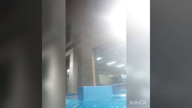 АКВАПАРК "РИВЬЕРА" КАЗАНЬ ПЕРВЫЙ РАЗ #аквапарк #ривьера #казань смотреть онлайн