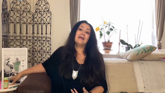 Адвент-Находки Двадцать первый День / 21 Декабря 2023 / Erborian 111Skin Mugler Angel Nova смотреть онлайн