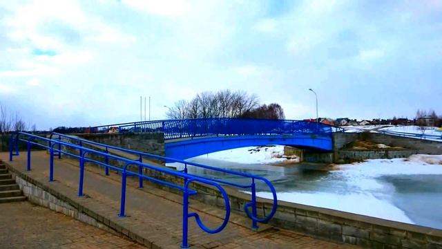 Тестирую новый телефон SONY XPERIA. Прогулка с собакой Минск. Беларусь смотреть онлайн