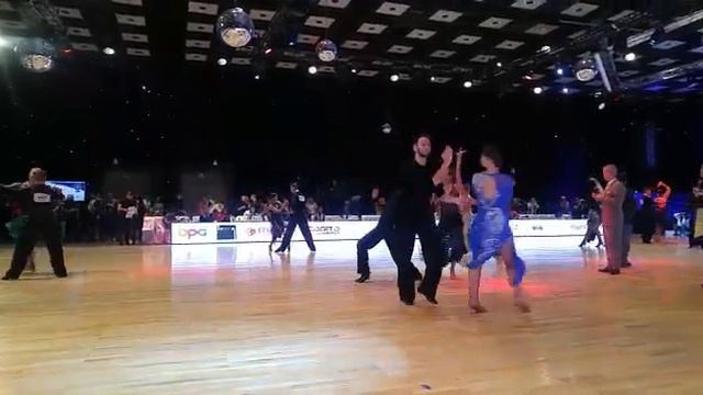 Бальные танцы про-ам.Ча-ча-ча.