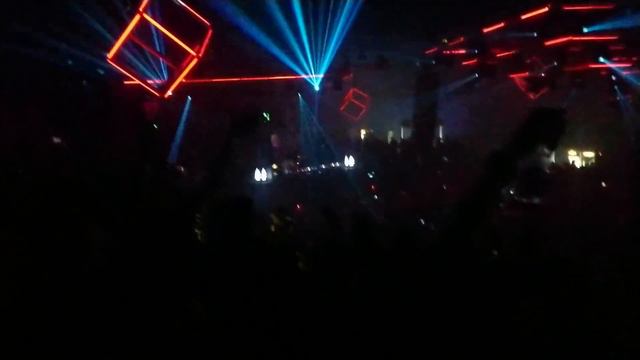 Artbat at Belgrade CDE - Monolink - Return To Oz (Artbat Remix) смотреть онлайн