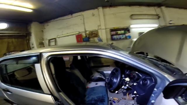 Toyota Passo-он же (Daihatsu Sirion) устанавливаем Pandora DX 4G L.