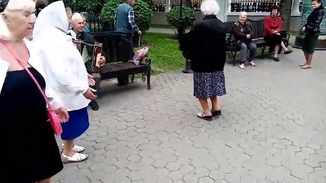 Ох подруга выходи! Гомель/парк/11.06.23. смотреть онлайн