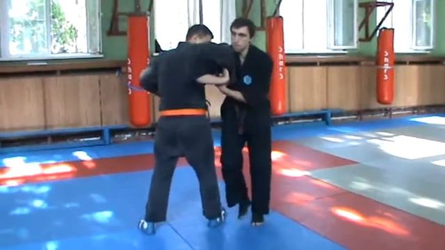 Джиу-джитсу уроки самозащиты