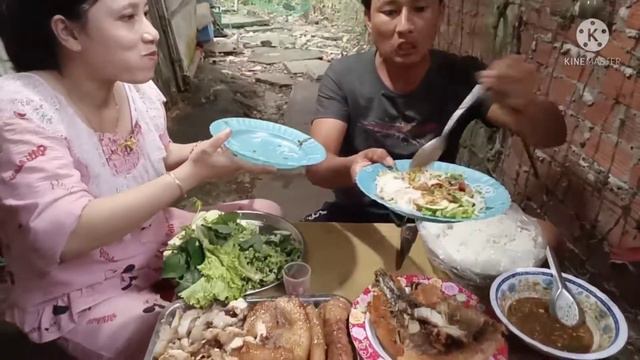 bun thit khìa và cá loc lan bot chien vang cua hai vo chong que смотреть онлайн