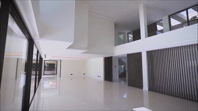 Недвижимость в  Марбелье. Купить виллу в Марбелье на второй линии моря. 4.995.000 €