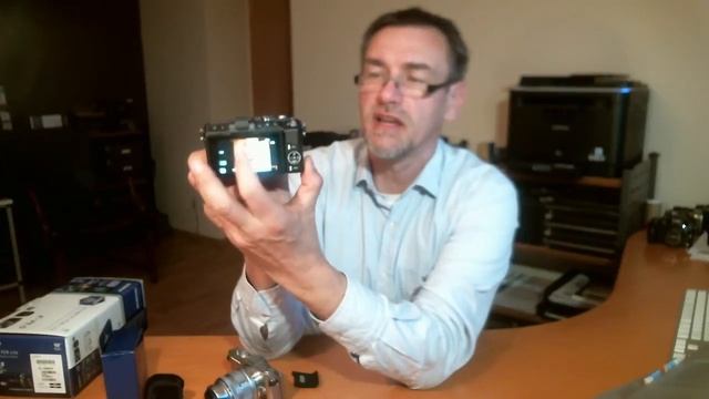 Olympus PEN Lite E-PL5 - Unboxing