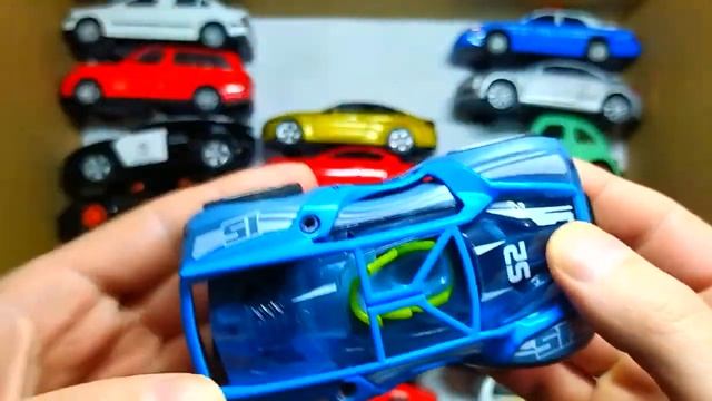 Box Full Of Model Car Jaguar, Nissan, Audi, Maserati, Peugeot, Volvo, Renault, Subaru, Lexus 36 смотреть онлайн