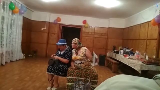 Сценка "На вокзале" смотреть онлайн
