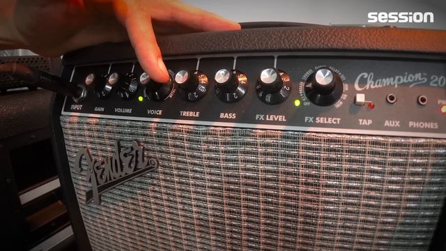 SQUIER BY FENDER Affinity Serie Strat HSS RW CAR mit FENDER Champion 20 Amp смотреть онлайн