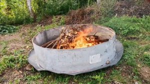 Сжигание веток на садовом участке. Мой способ!)))