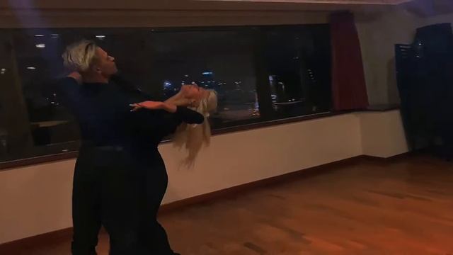 Domenico Cannizzaro & Valeria Pittalis - Waltz - lecture demonstration смотреть онлайн