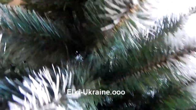 Ялинка зелена з білими кінчиками ПВХ смотреть онлайн
