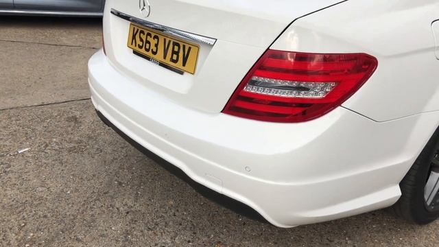 2013 MERCEDES-BENZ C-CLASS 1.6 C180 BLUEEFFICIENCY AMG SPORT 4d 154 BHP смотреть онлайн