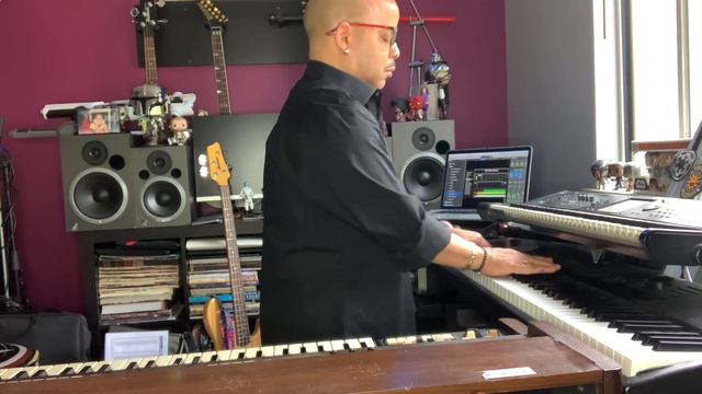 Wanna Dance With Somebody Tribute смотреть онлайн