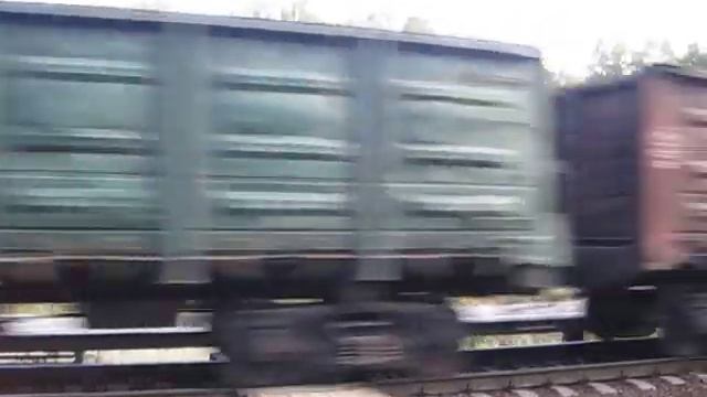 ВЛ10К-723 с грузовым поездом следует через о.п. Каширинский смотреть онлайн