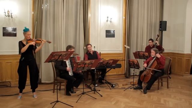 Piazzolla: Libertango - Tango Harmony смотреть онлайн