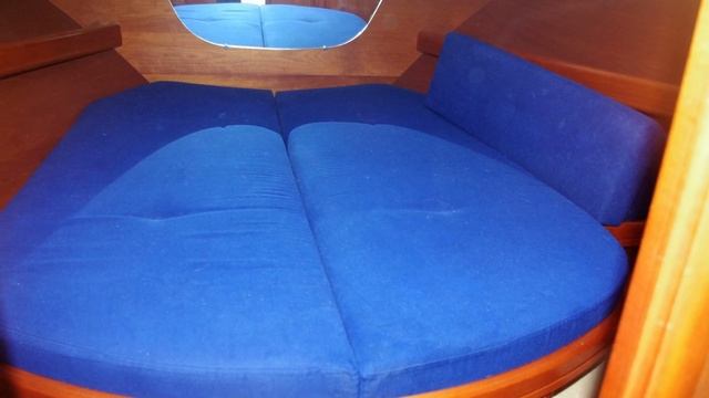 Beneteau Antares 10 80 for sale by YACHTS.CO смотреть онлайн
