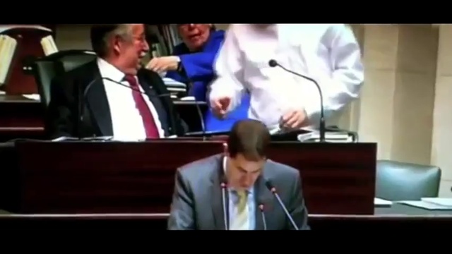 СКАНДАЛЬНОЕ ВЫСТУПЛЕНИЕ ДЕПУТАТА БЕЛЬГИЙСКОГО ПАРЛАМЕНТА (17-01-2013) смотреть онлайн