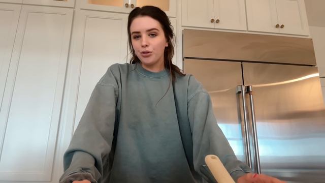 a very raw look at my first trimester... 😅 смотреть онлайн