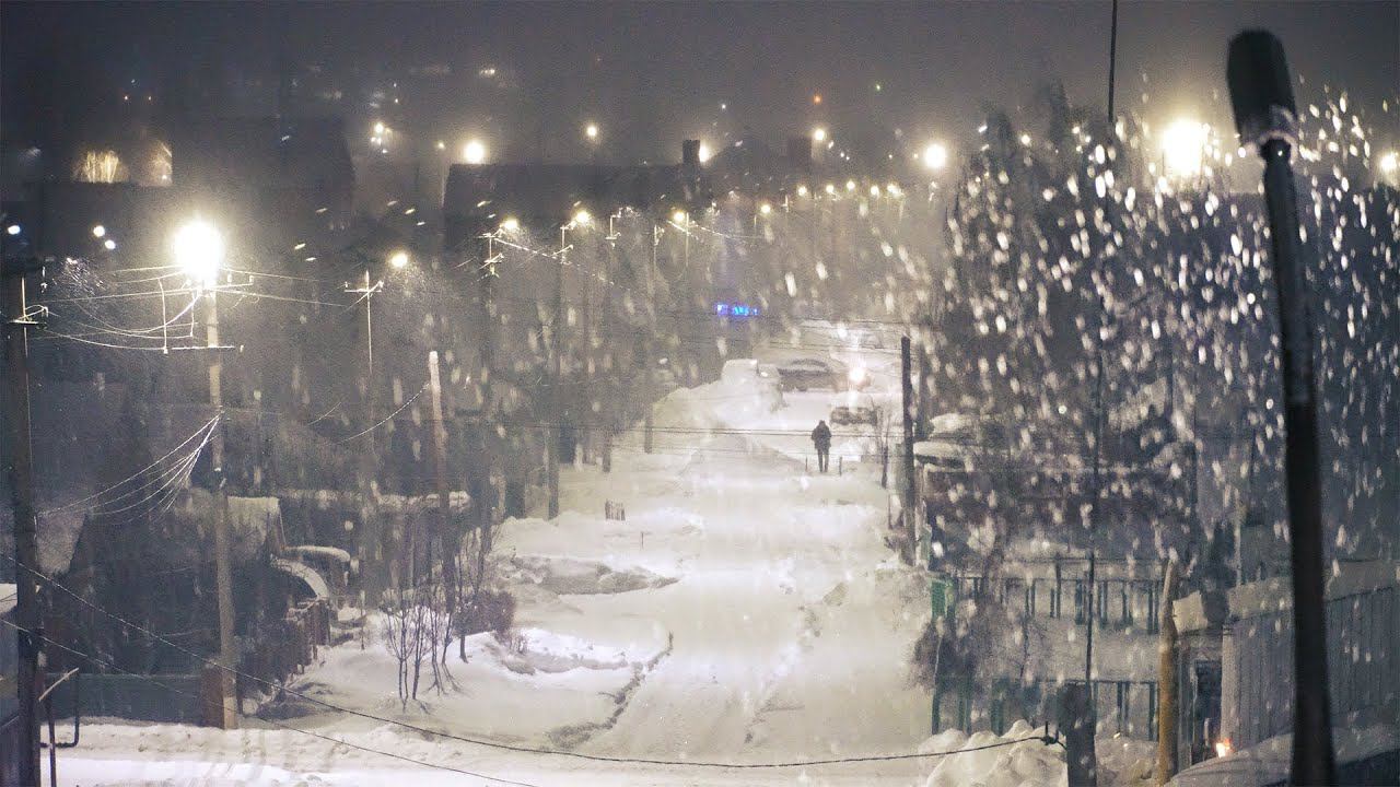 СНЕГОПАД В ПОХВИСТНЕВО смотреть онлайн