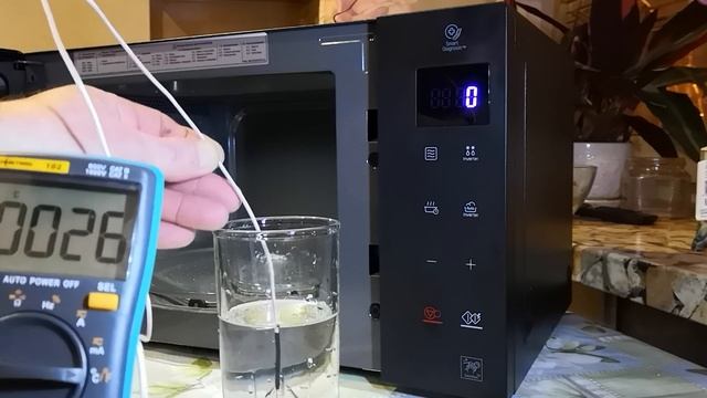 Микроволновая печь LG MW23W35GIB смотреть онлайн