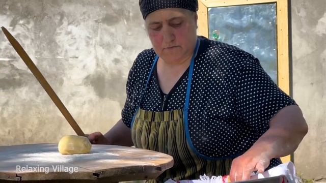 ВАРЕНЬЕ ИЗ КРАСНОЙ ВИШНИ, КОМПОТ И ПИРОГ! БЛЮДО ИЗ ДОЛМЫ Азербайджанская Кухня Деревенская Кухня смотреть онлайн