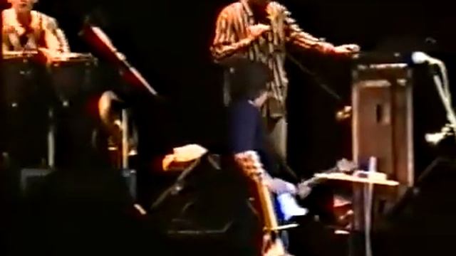 Аквариум - С утра шел снег, БКЗ Октябрьский, СПб, 25.12.1998 смотреть онлайн