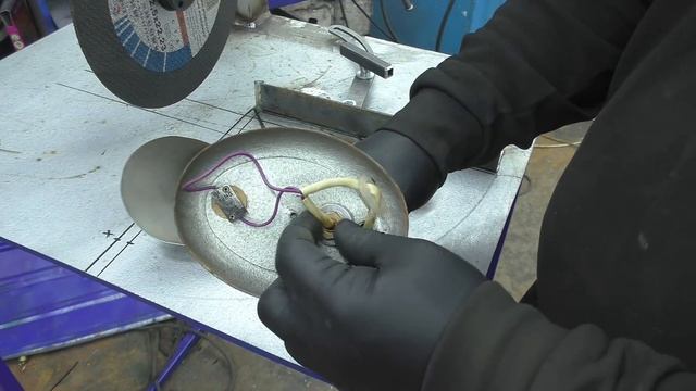 СУПЕР СТАНОК ИЗ ОБЫЧНОЙ БОЛГАРКИ смотреть онлайн