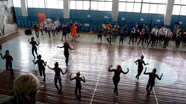 Визитка Kat Graham Put Your Graffiti On Me смотреть онлайн