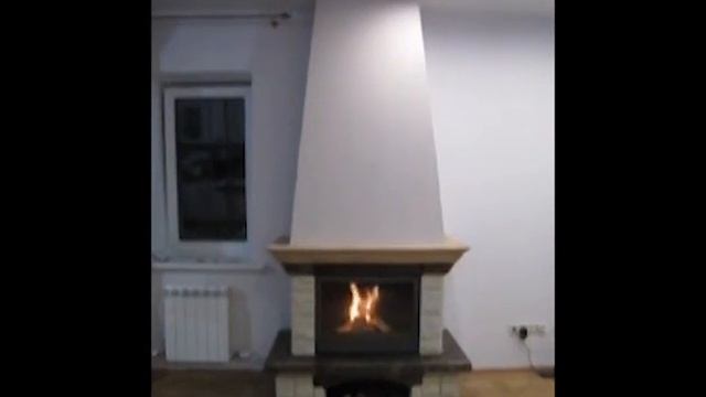 Топка Liseo L7 и облицовка Andalusia Flora Emperador.