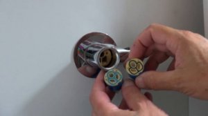 Замена картриджа Paffoni ZDUP 112 смеситель гигиенического душа