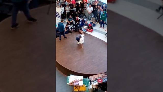 Танцы. смотреть онлайн