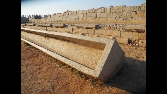 Загадочное огромное "корыто" в Хампи (Индия) смотреть онлайн