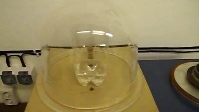 Кипение воды при комнатной температуре смотреть онлайн