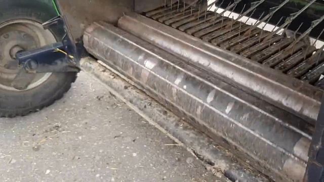 Прокрутка пресс-подборщика Deutz-Farhr GP 2.50 смотреть онлайн